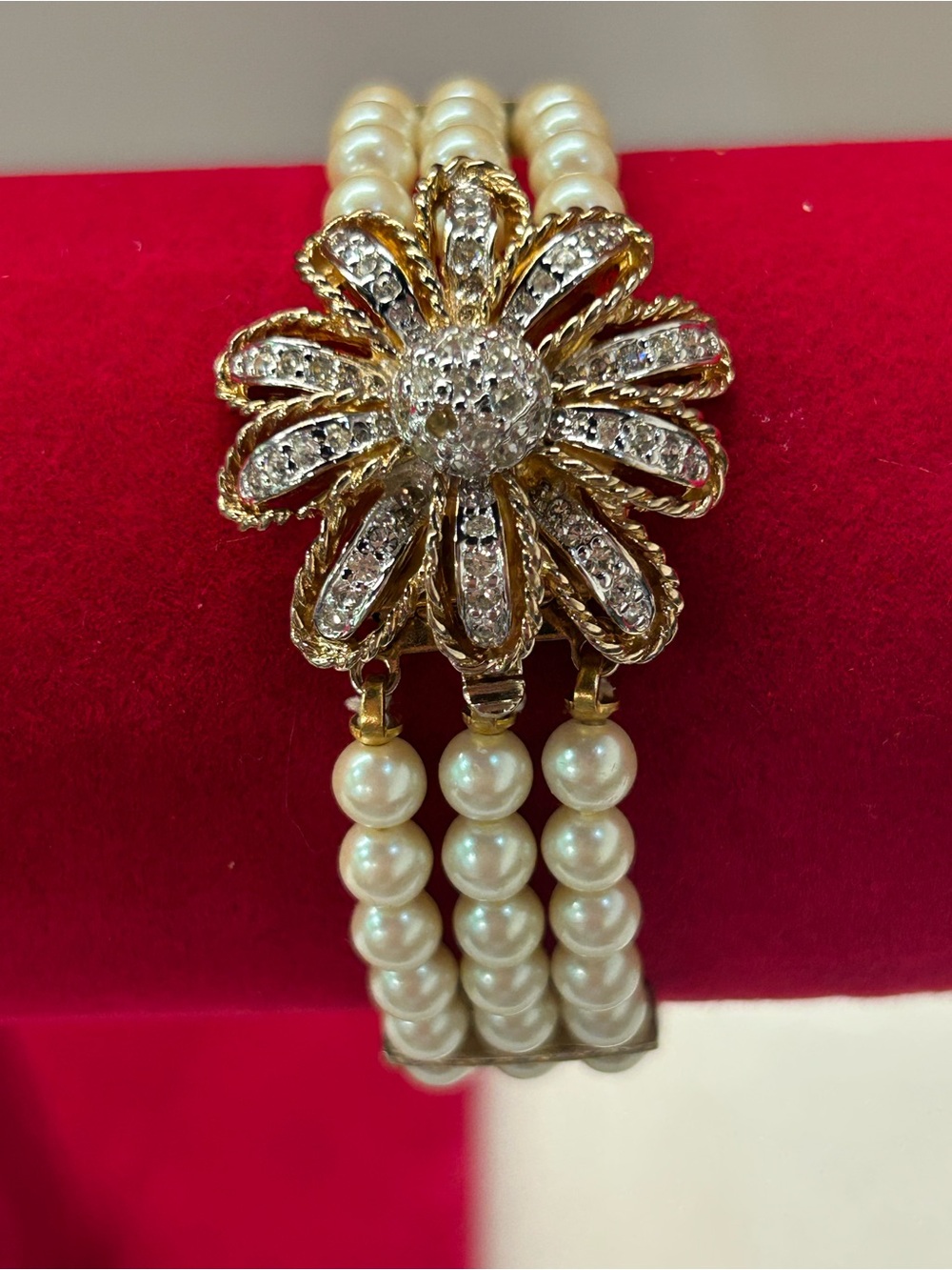 Vintage Panetta faux pearl floral clasp bracelet